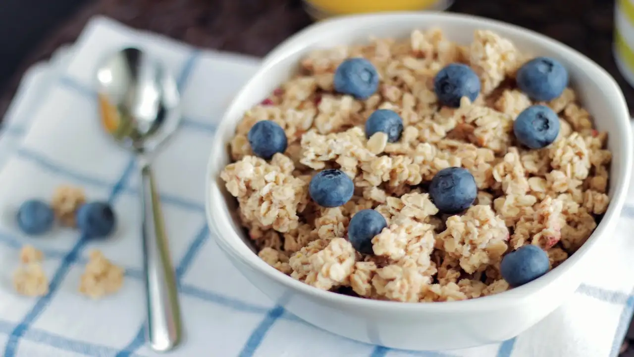 Oatmeal health benefits that you should know Oatmeal health benefits that you should know