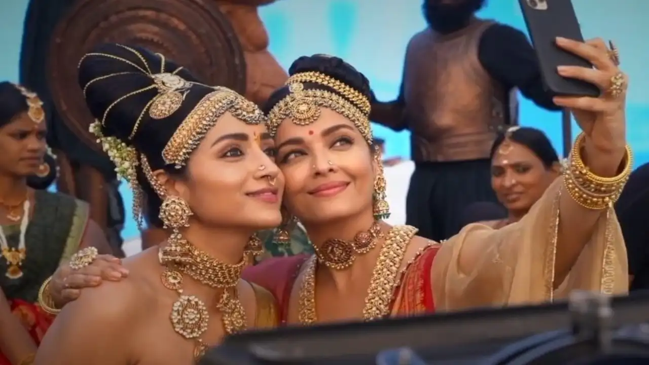 Trisha Krishnan and Aishwarya Rai Bachchan BTS pic from Ponniyin Selvan Trisha Krishnan and Aishwarya Rai Bachchan