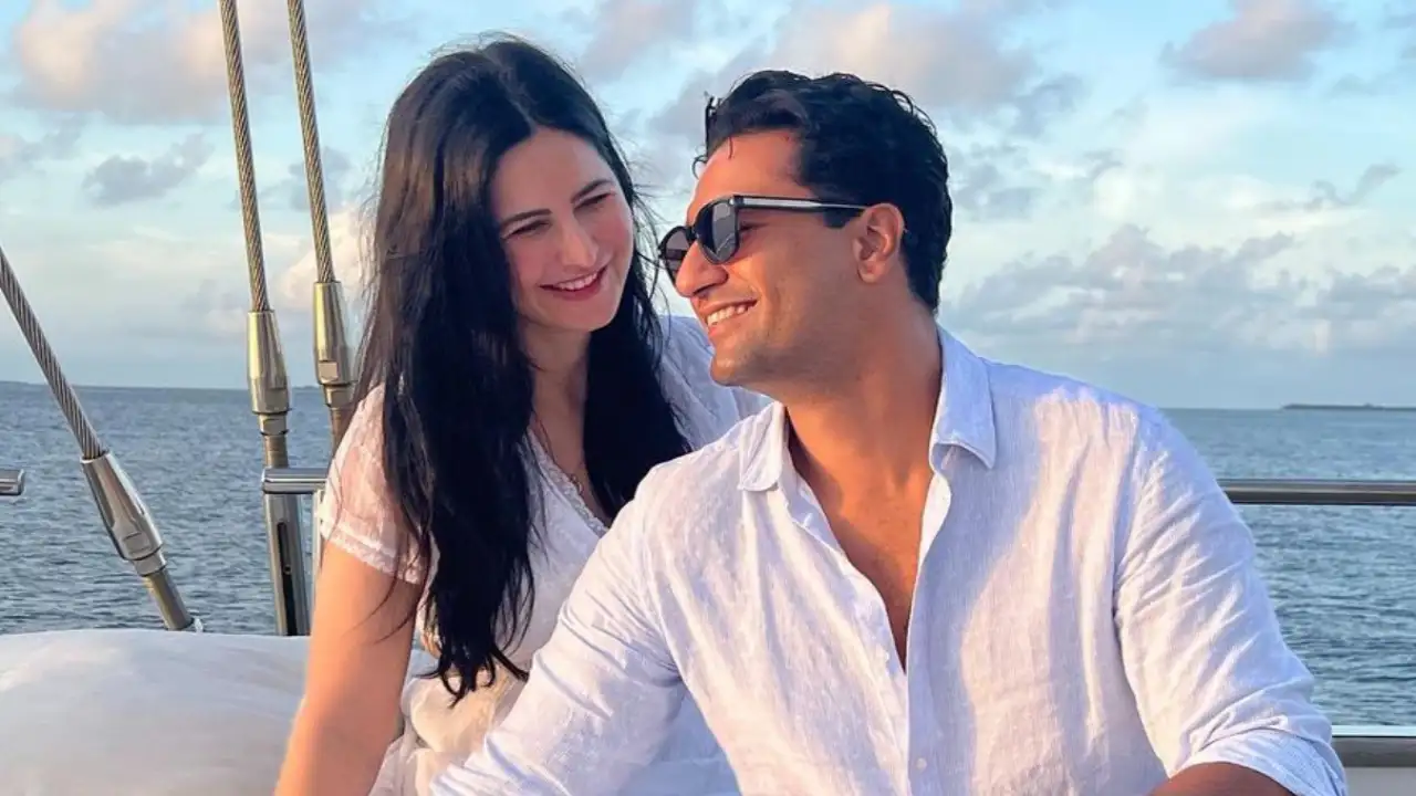 Katrina Kaif-Vicky Kaushal hold hands in new PIC from their sea-facing expensive home Katrina Kaif-Vicky Kaushal hold hands in new PIC from their sea-facing expensive home